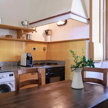 Gamberaia Apartment